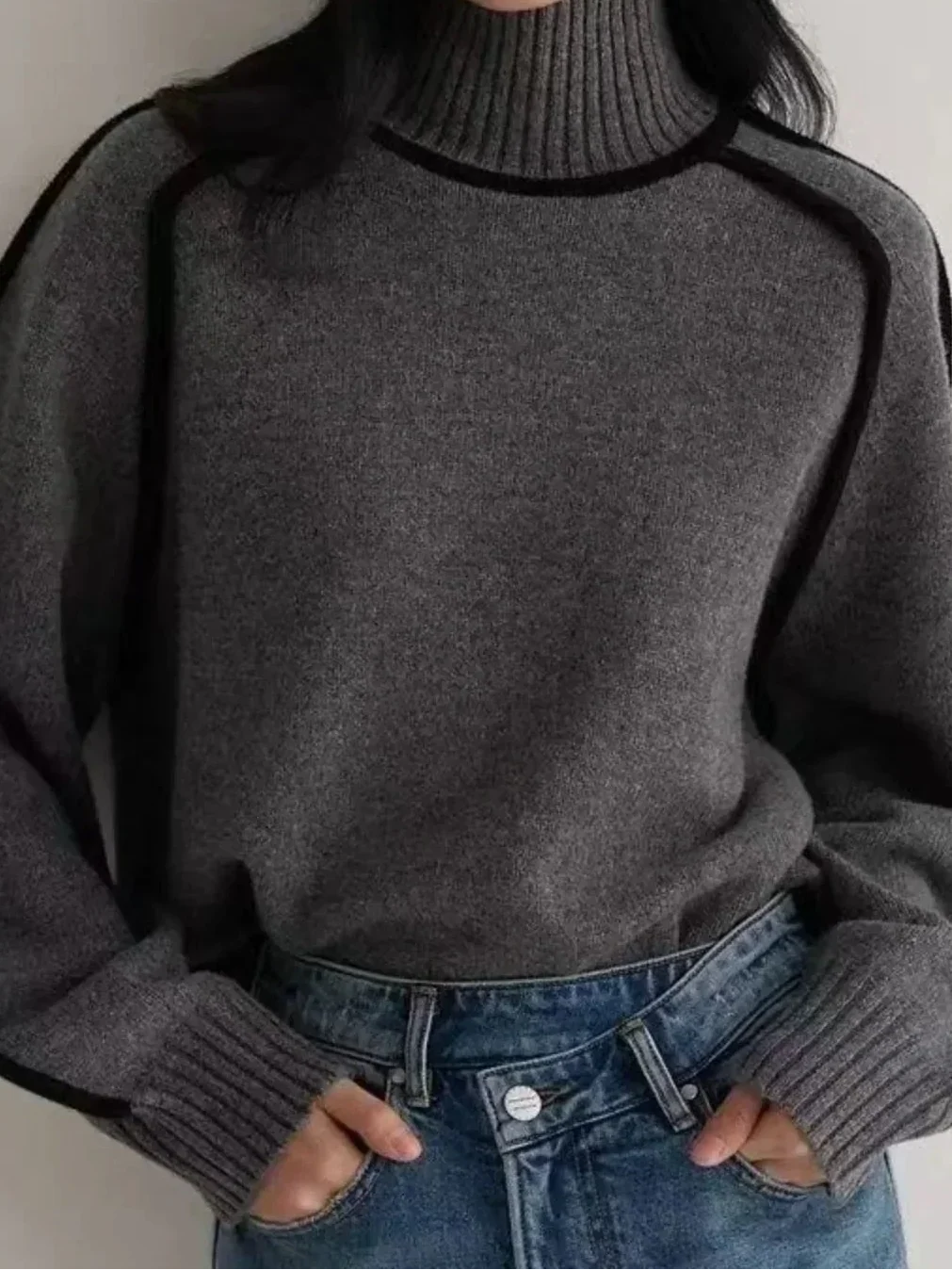 Turtleneck Long Sleeve Contrast Trim Sweater 10