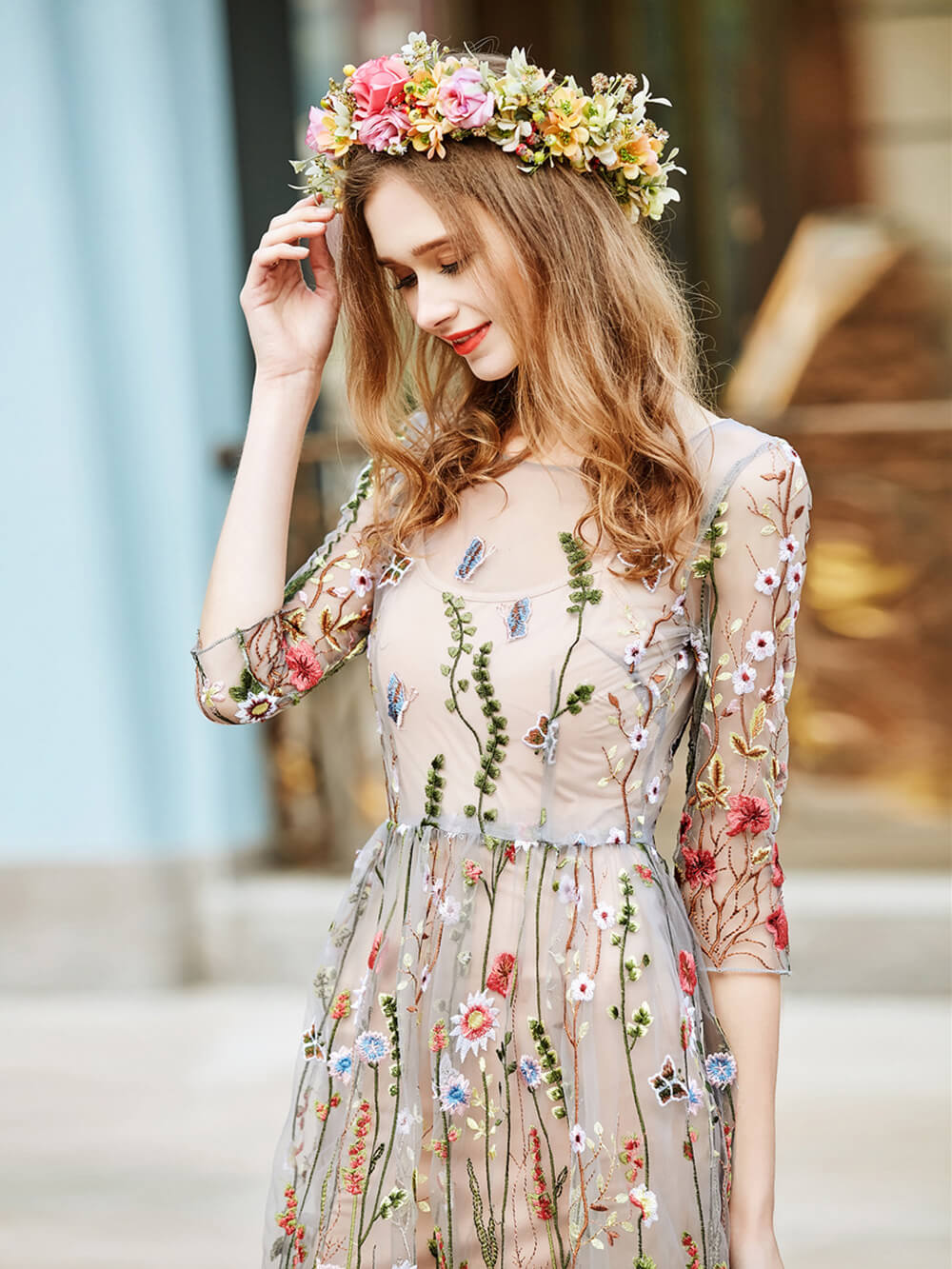 Floral Embroidered Tulle Round Neck A-Line Midi Dress - View 5