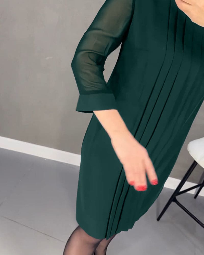 V-Neck 3/4 Sleeve Ruched Midi Dress - View 7
