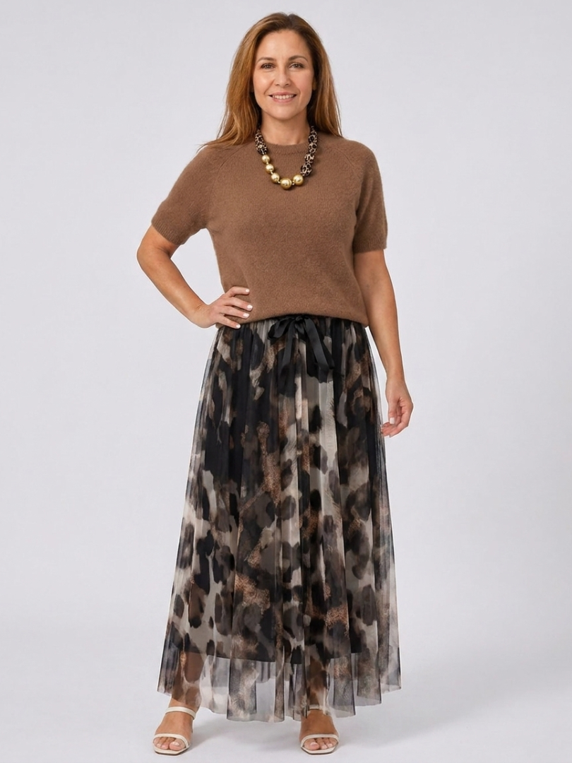 Short Sleeve Knit Top and Leopard Mesh Pleated Maxi Skirt Two Piece Set