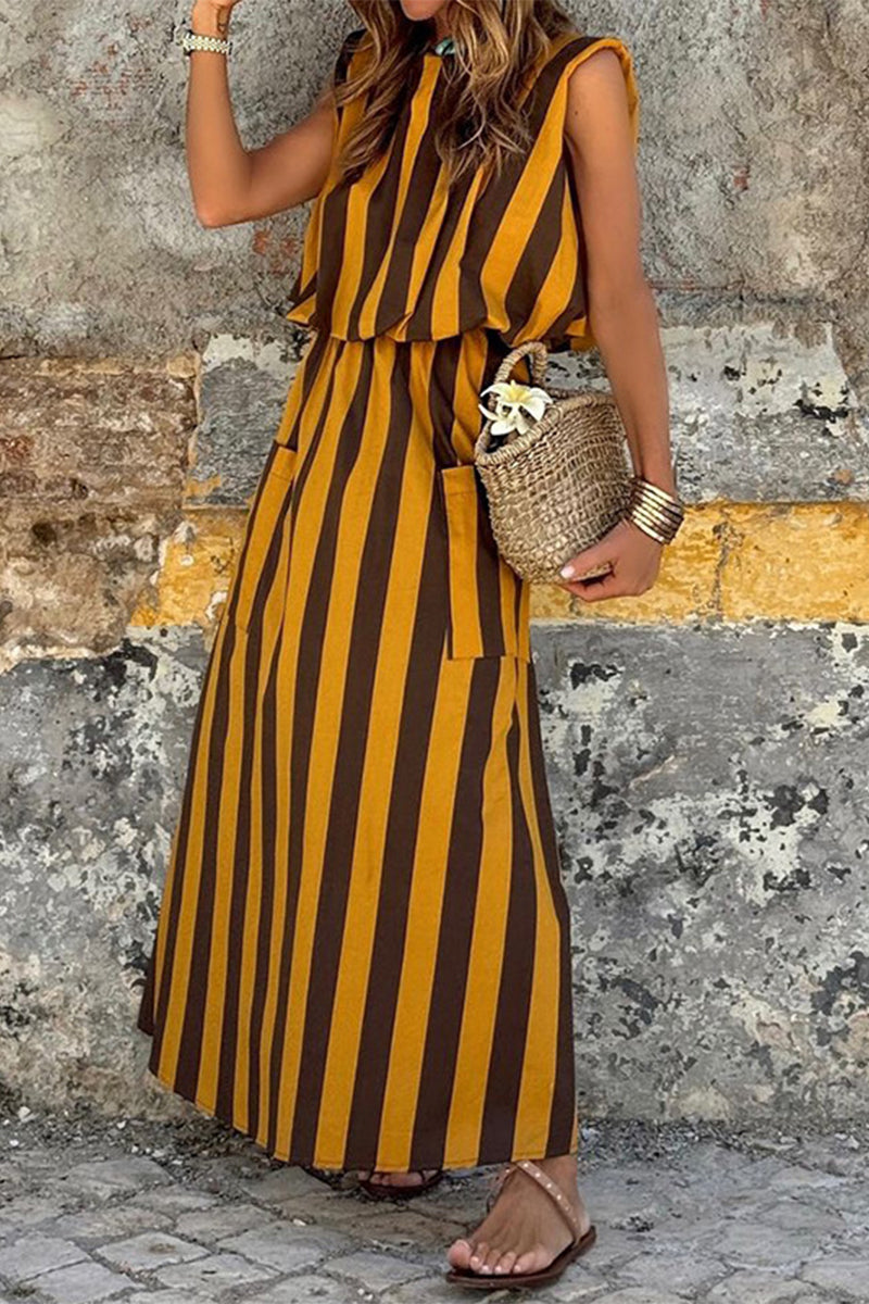 Striped Sleeveless Round Neck Patch Pocket Maxi Dress - View 2