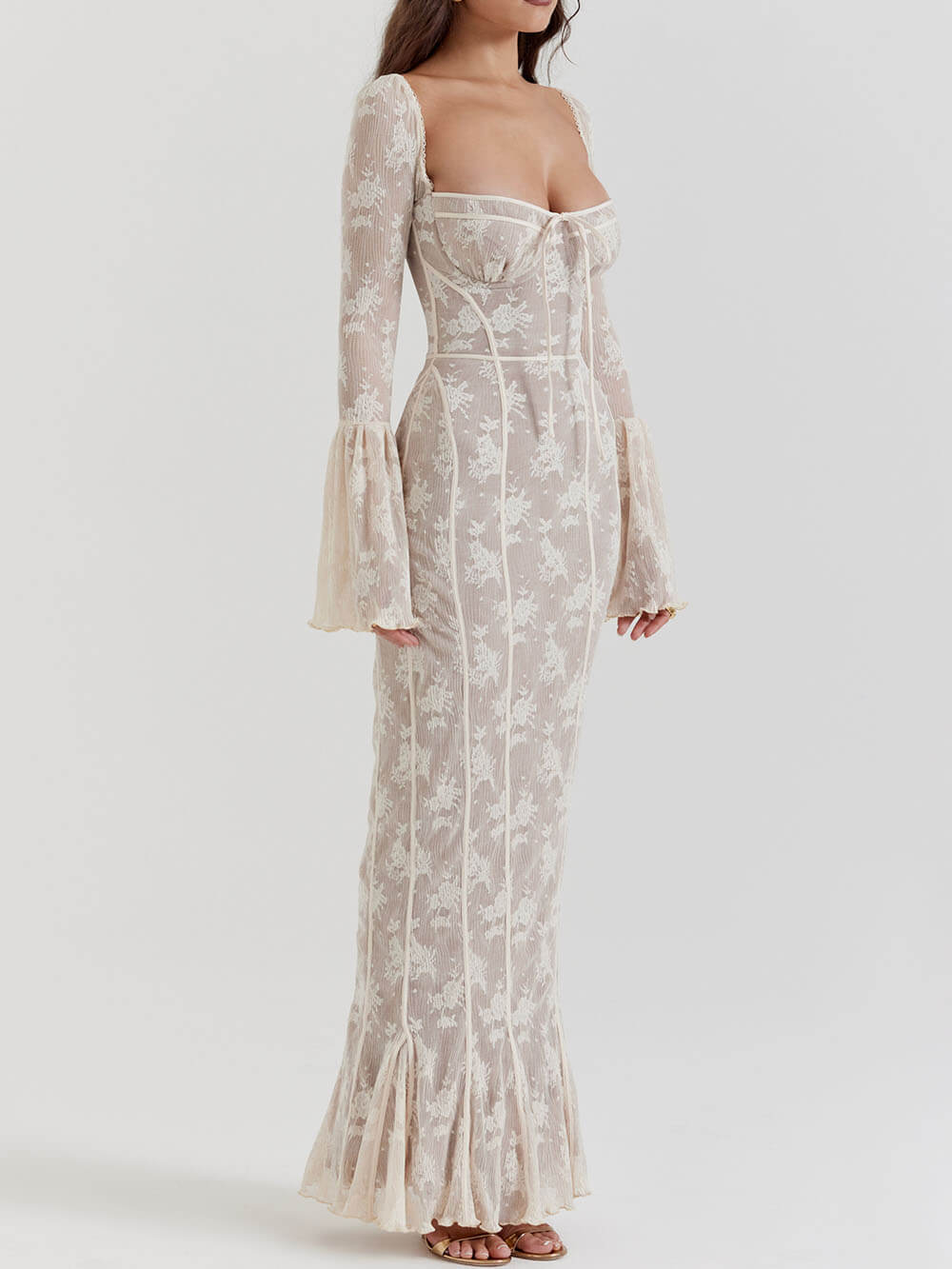 Antoinette Elegance Lace Maxi Dress - View 4