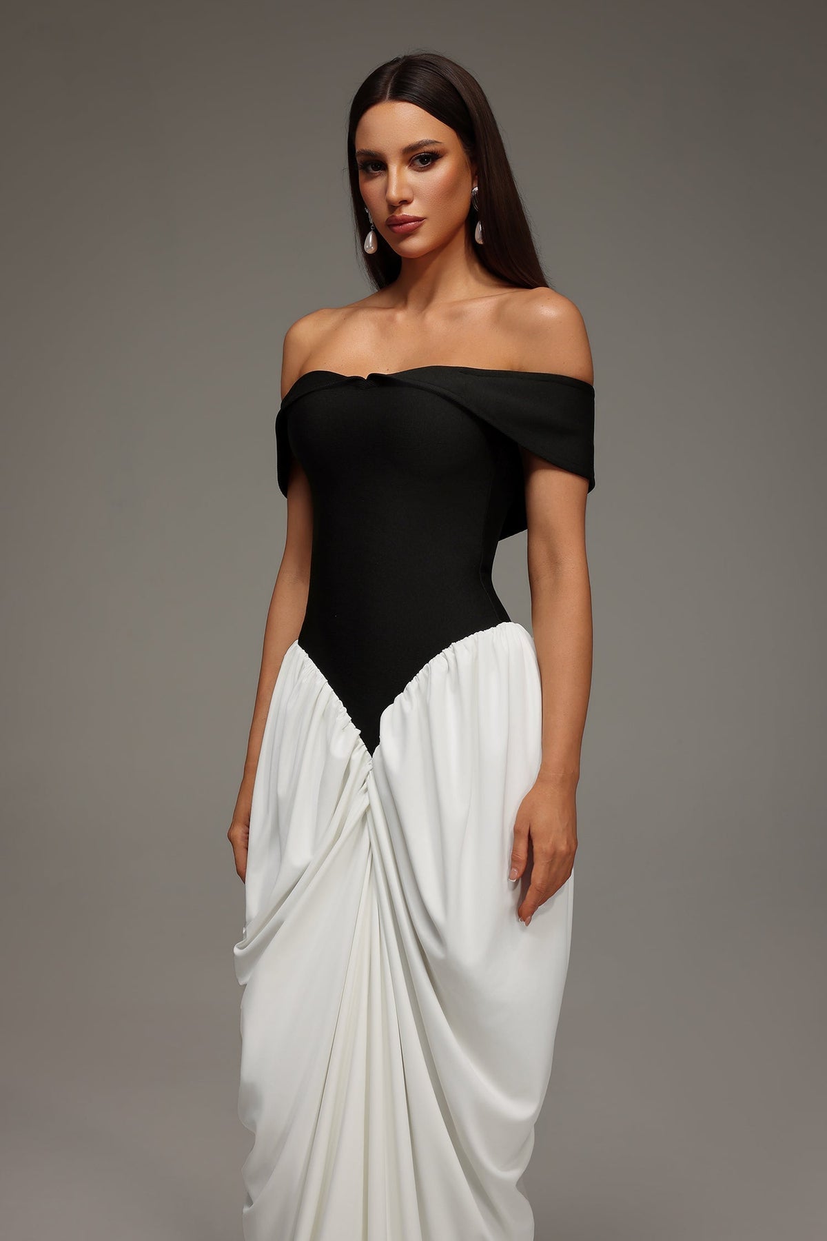 Off Shoulder Sweetheart Color Block Draped Gathered Maxi Gown - View 4