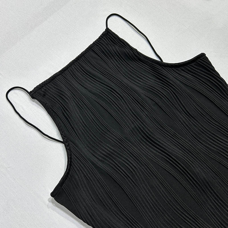 Plisse Texture Halter Neck Sleeveless Bodycon Slit Maxi Dress - View 11