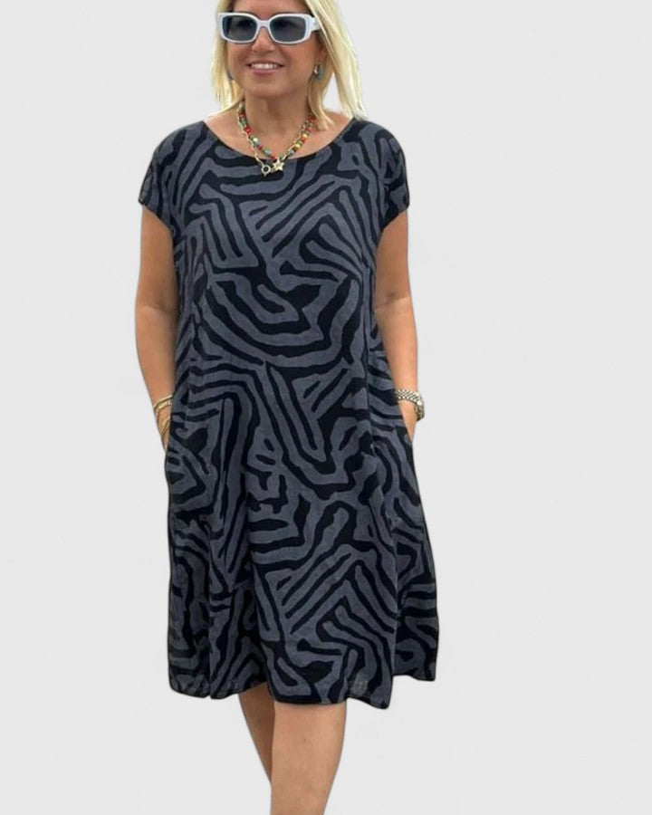 Abstract Print Round Neck Cap Sleeve Pocket Shift Dress 2