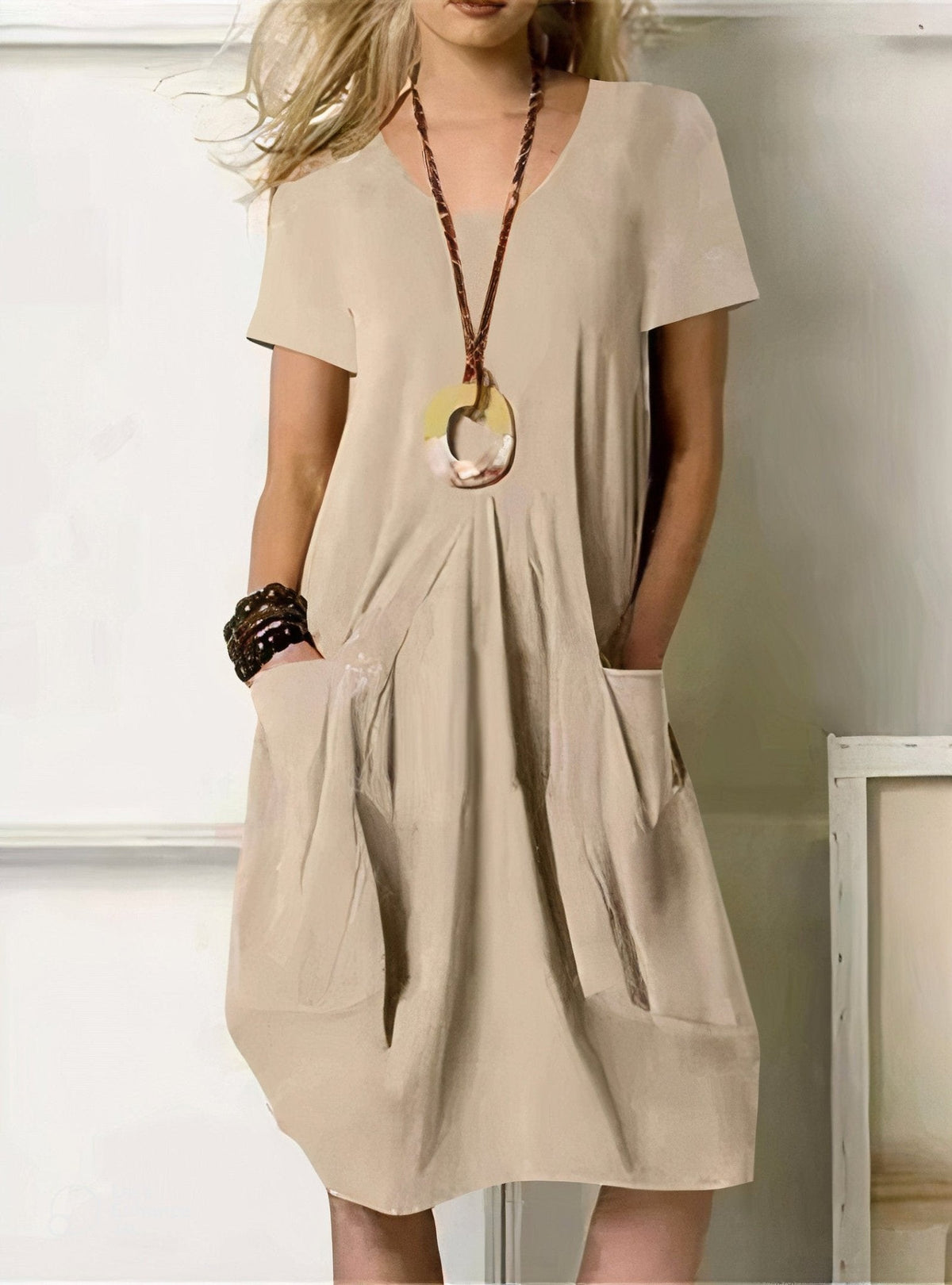 V-Neck Short Sleeve Pocket Shift Dress 4