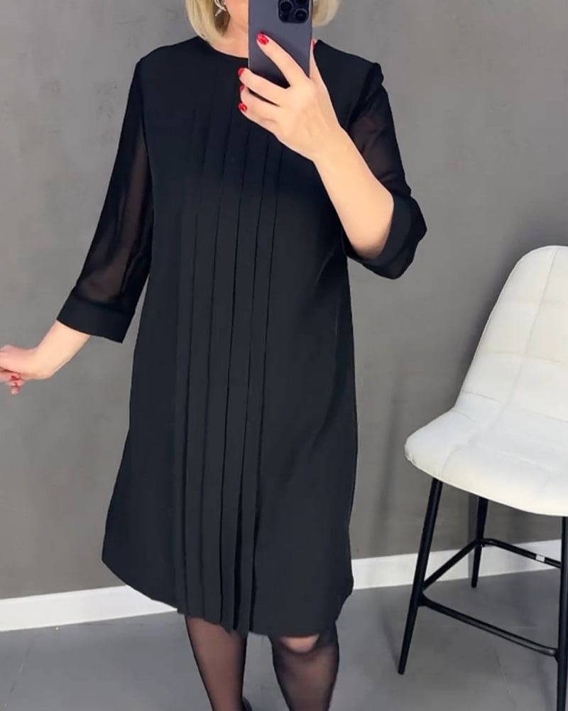 V-Neck 3/4 Sleeve Ruched Midi Dress - View 4