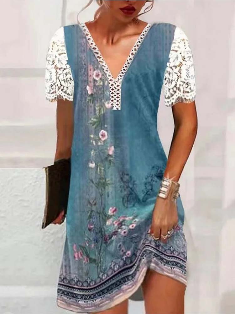 Lace Patchwork V-Neck Short Sleeve Mini Dress - View 2