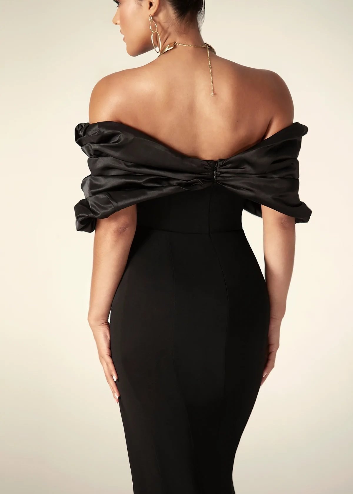 Satin Off Shoulder Sweetheart Ruffle Bodice Column Maxi Gown - View 4