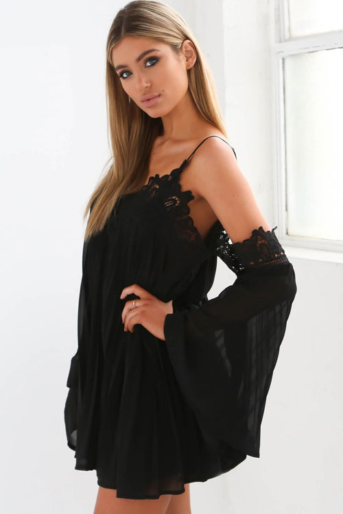 Lace Trim Cold Shoulder Bell Sleeve Pleated Chiffon Mini Dress - View 6