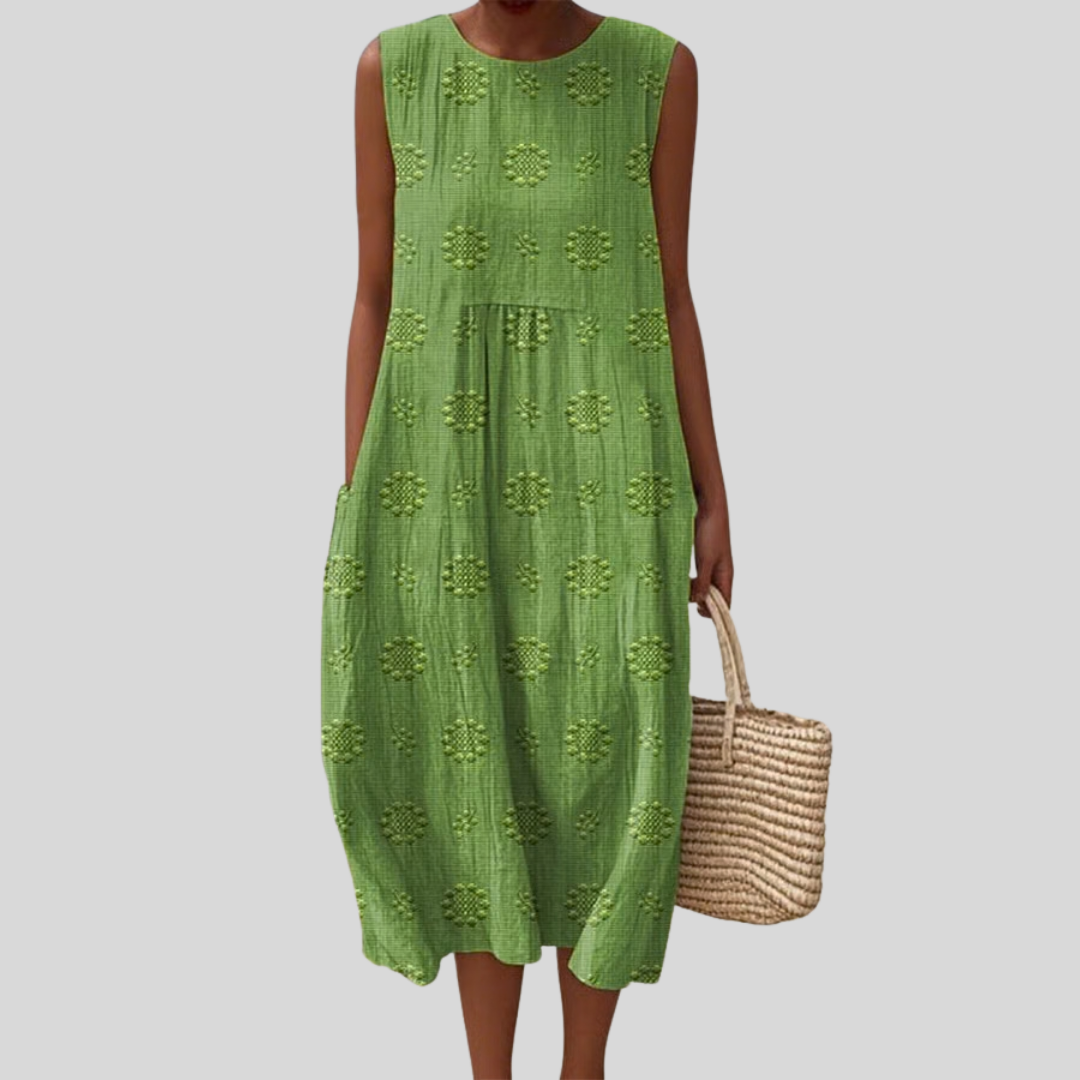 Sleeveless Textured Dot Pocket Midi Dress