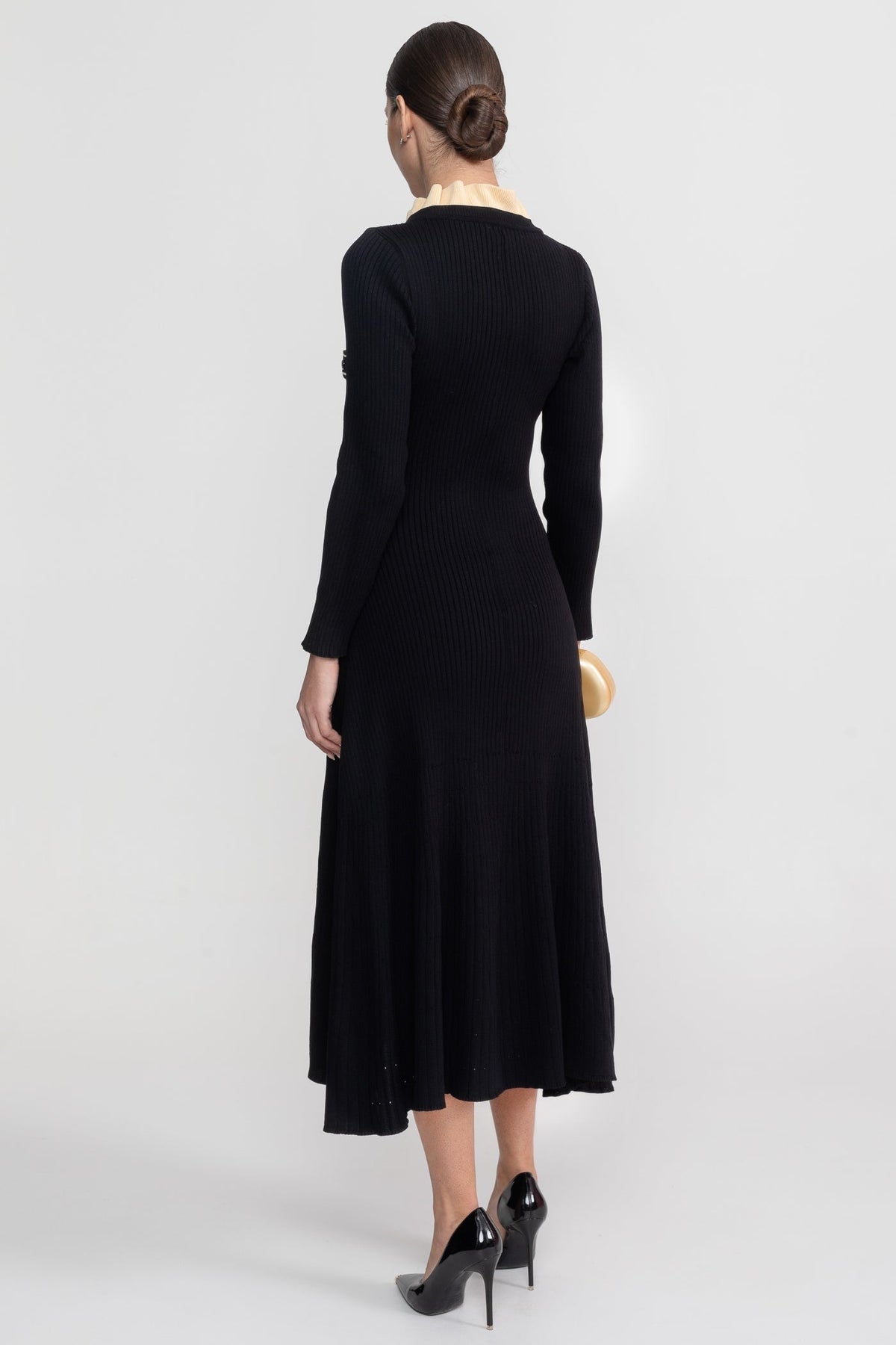 Long Sleeve Midi Dress - Black - View 4