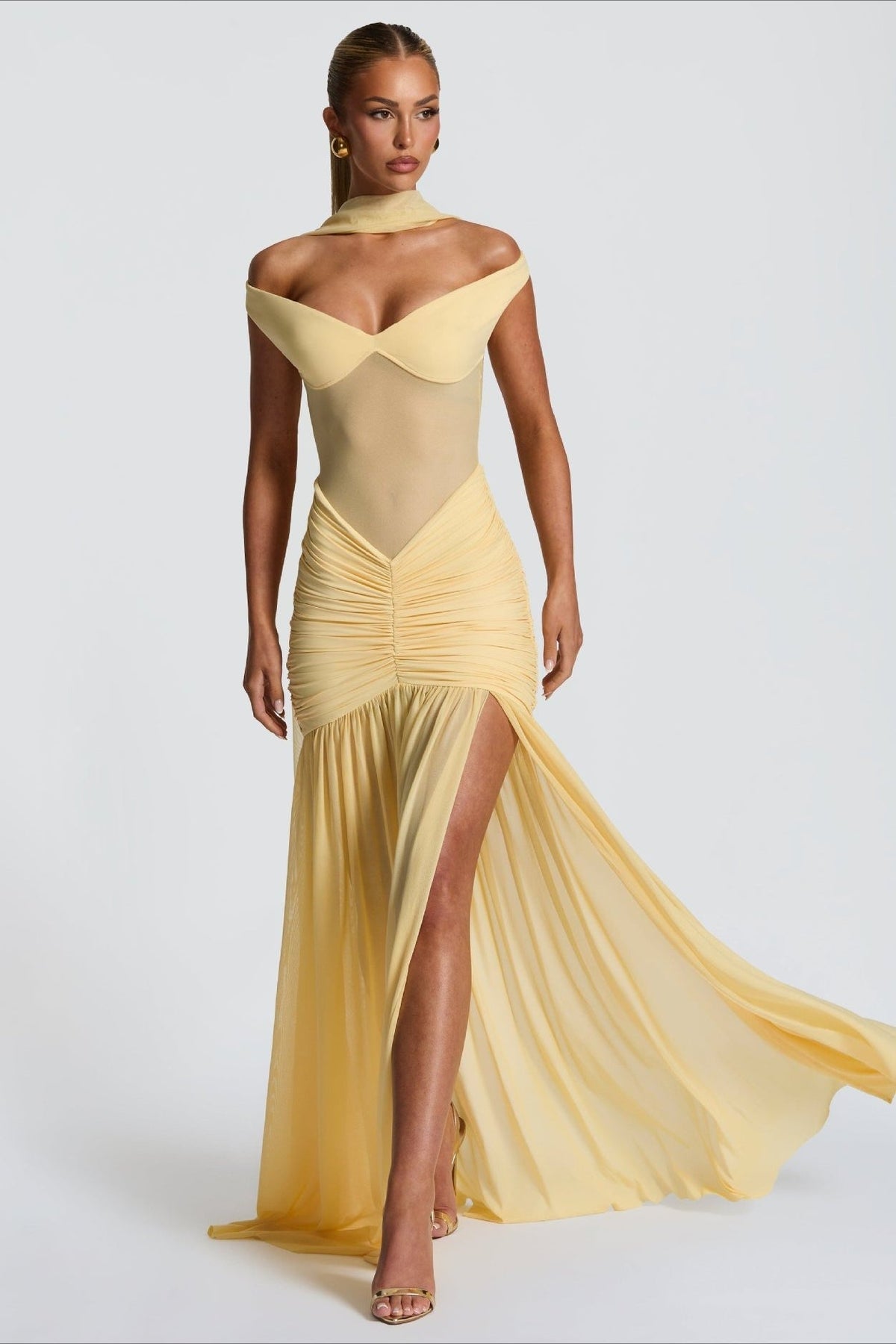 Off Shoulder Ruched Backless Mermaid Maxi Prom Dress - View 7
