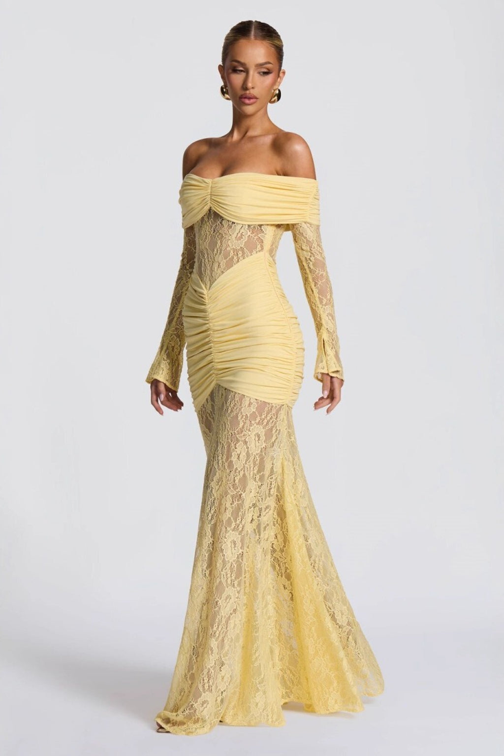 Backless Halter-Neck Lace Bodycon Maxi Dress
