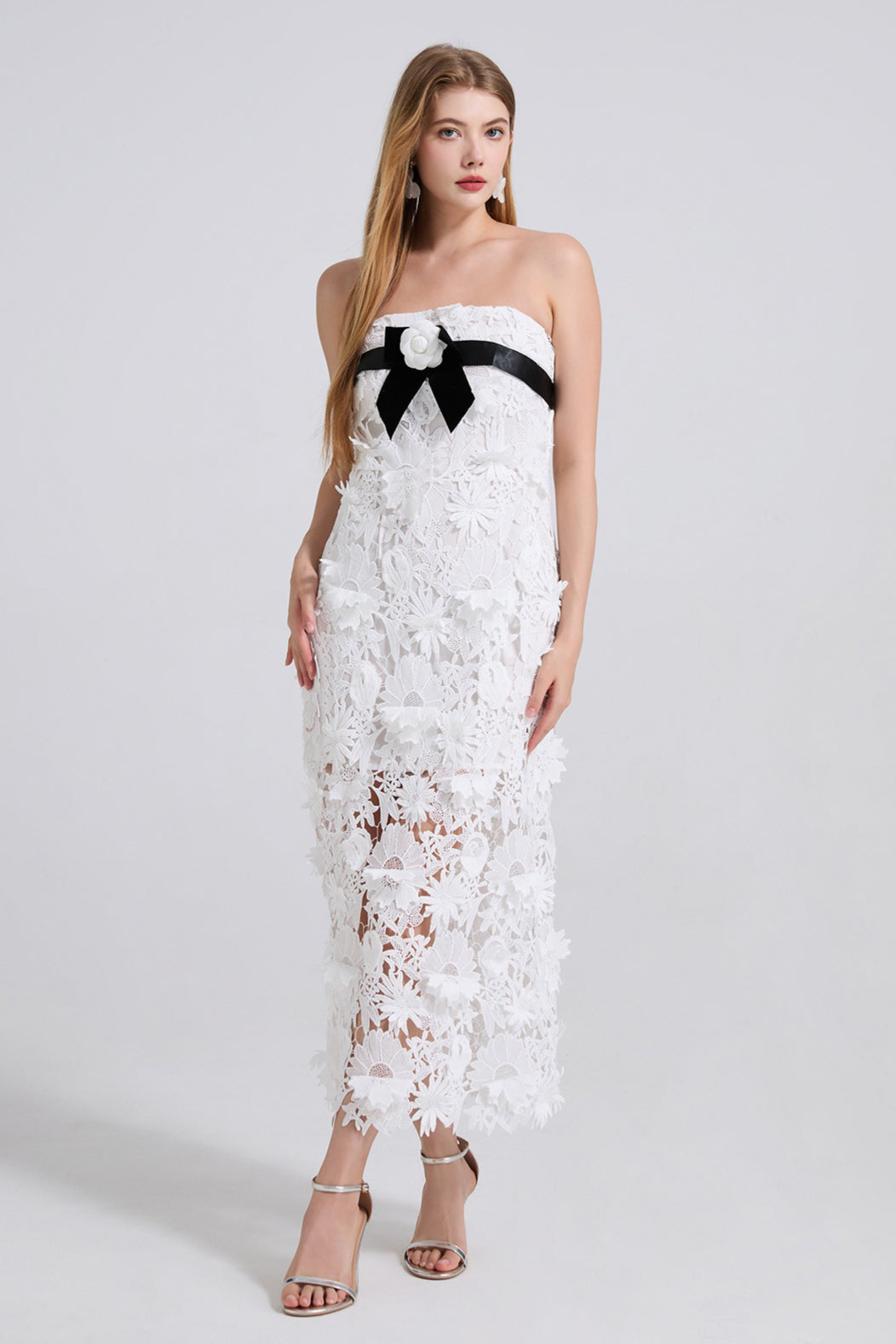 3D Floral Lace Applique Strapless Bodycon Midi Dress - View 3