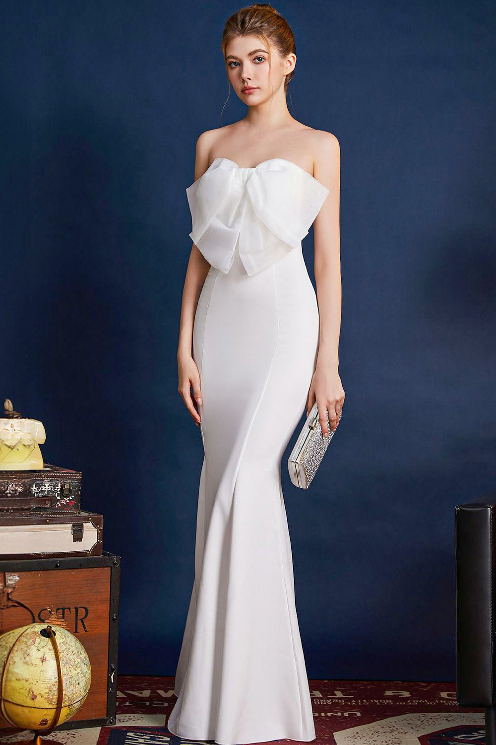 Strapless Organza Bow Bustier Mermaid Gown - View 4