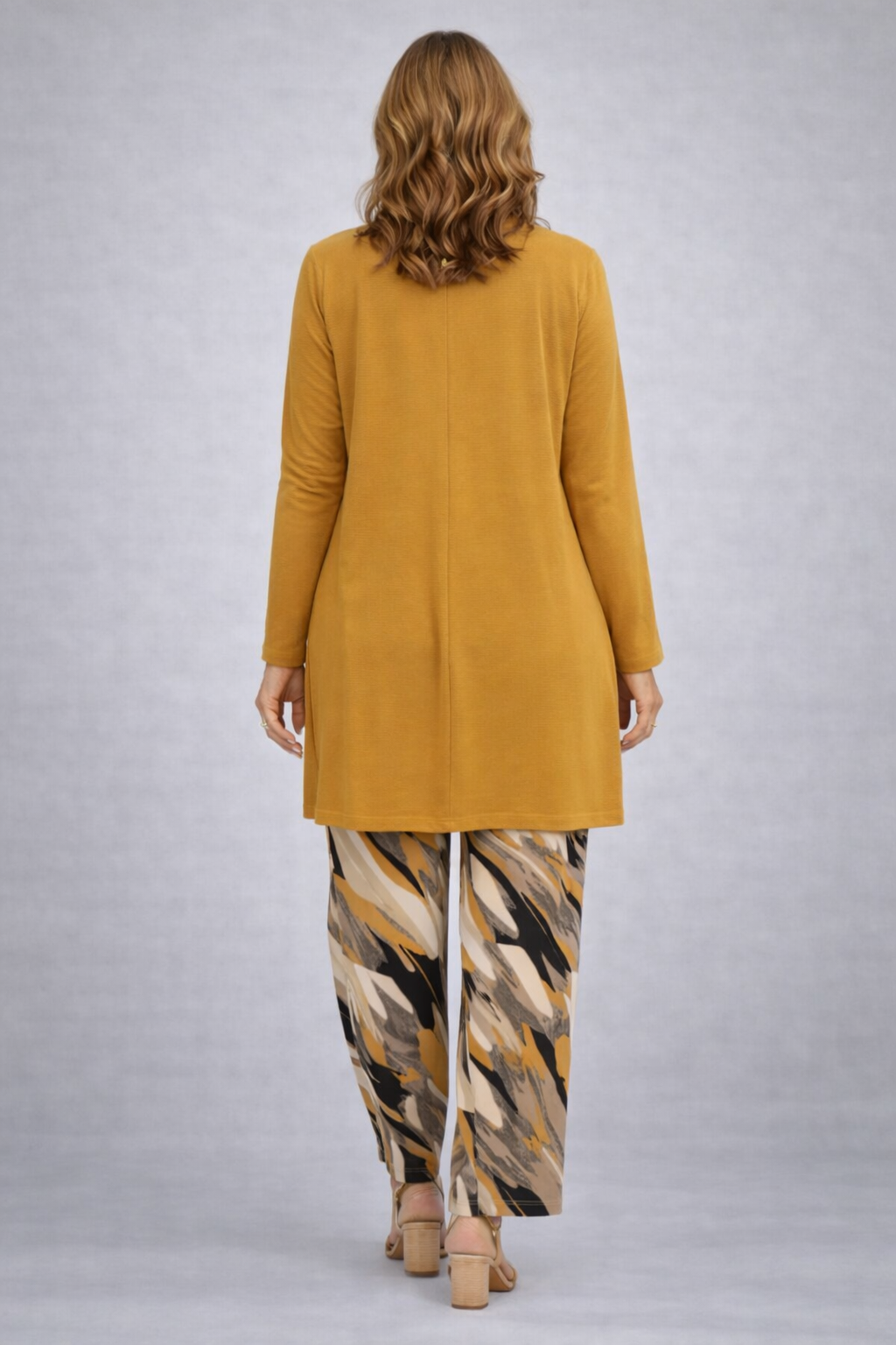 Long Cardigan Sleeveless Top and Printed Wide Leg Pants Three Piece Set 3