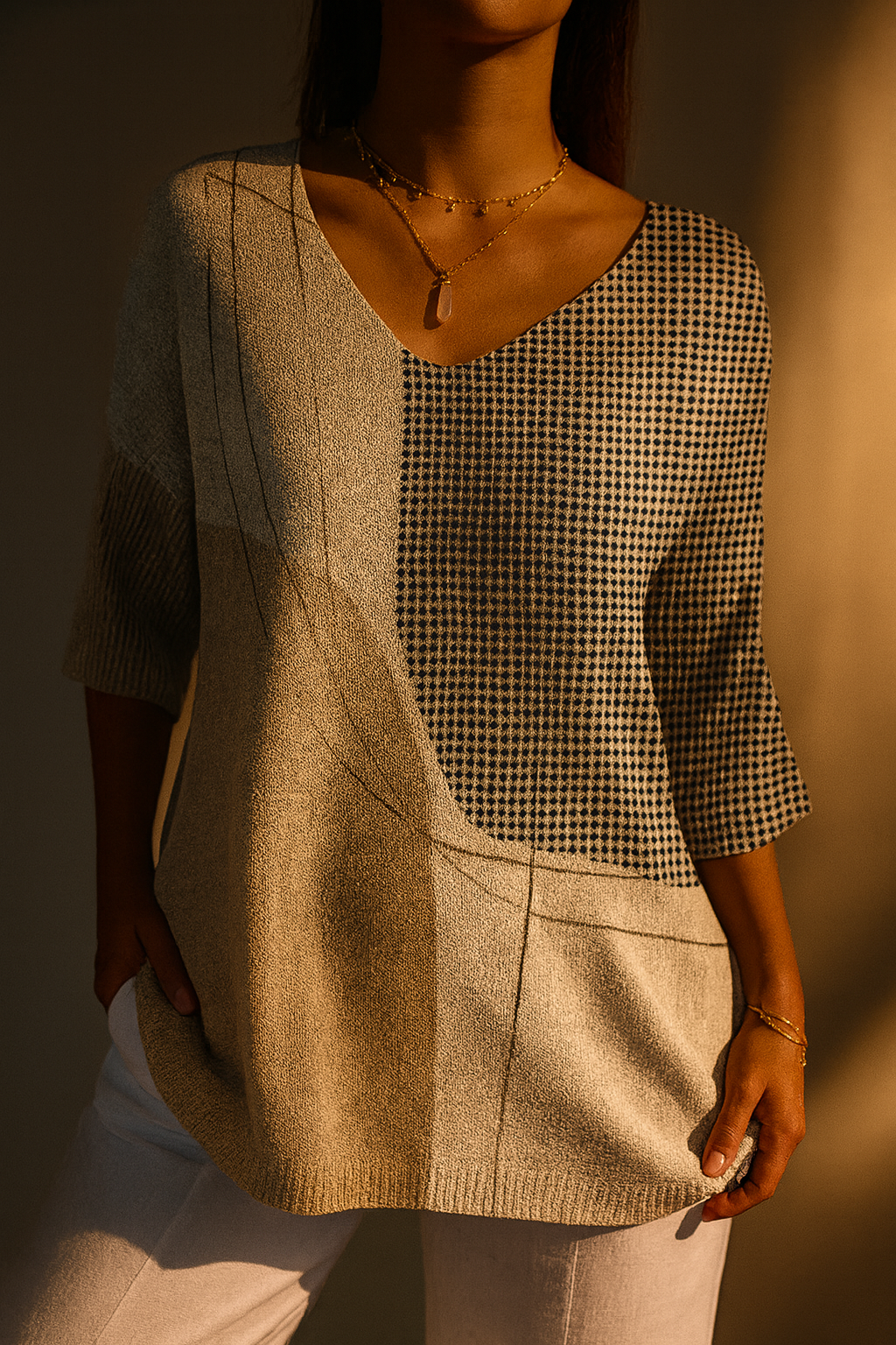 Colorblock Dot Print V-Neck Three Quarter Sleeve Top 2
