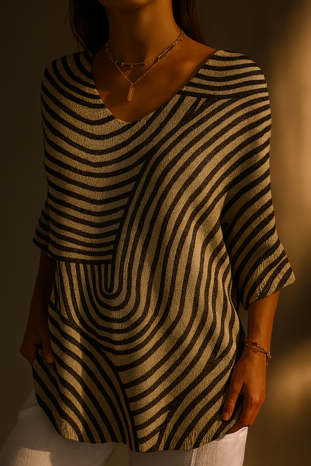 Abstract Line Print V-Neck Half Sleeve Tunic Top 2