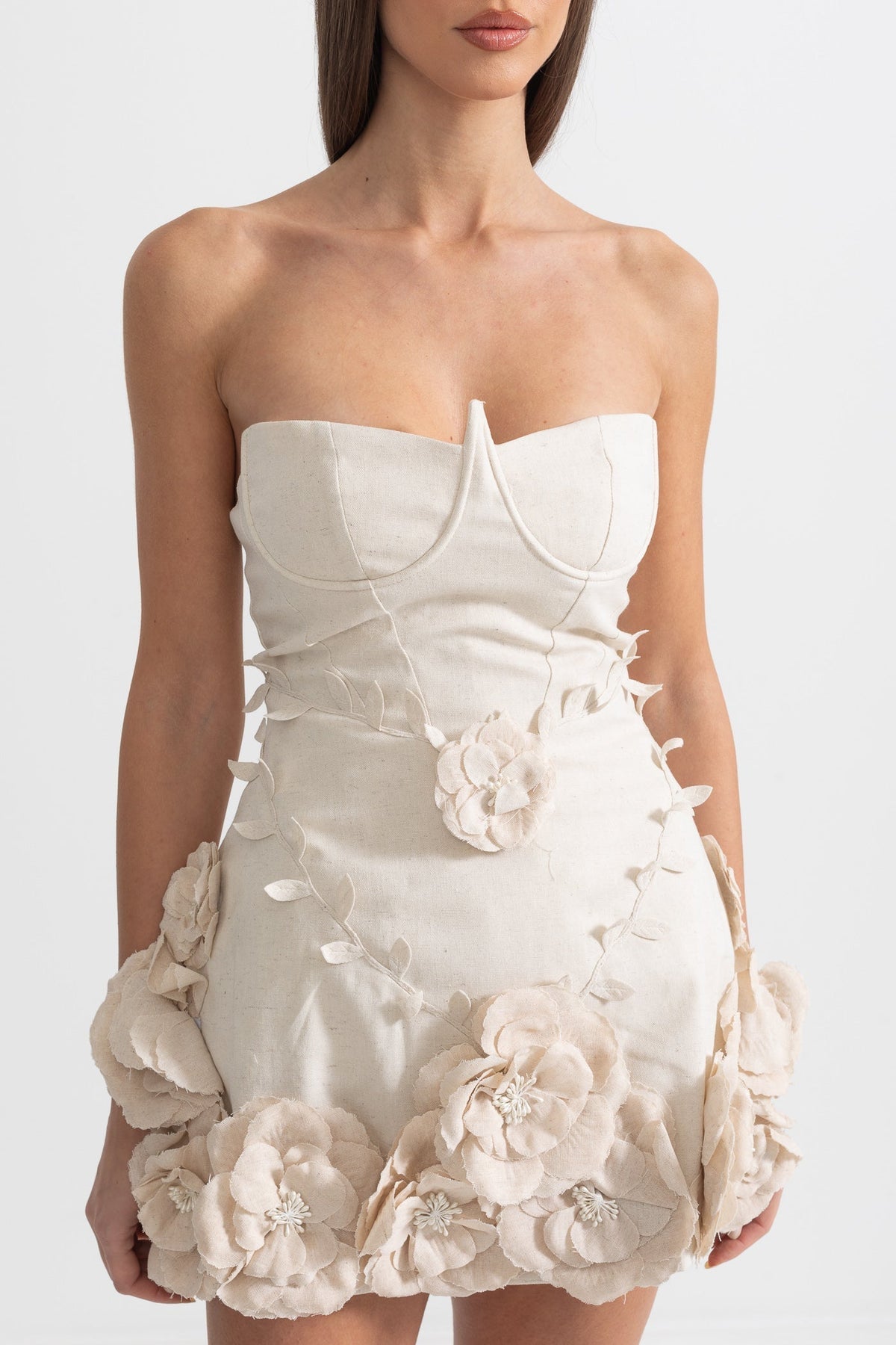 Bustier Dress With 3D Floral Appliqués - Ivoire - View 9