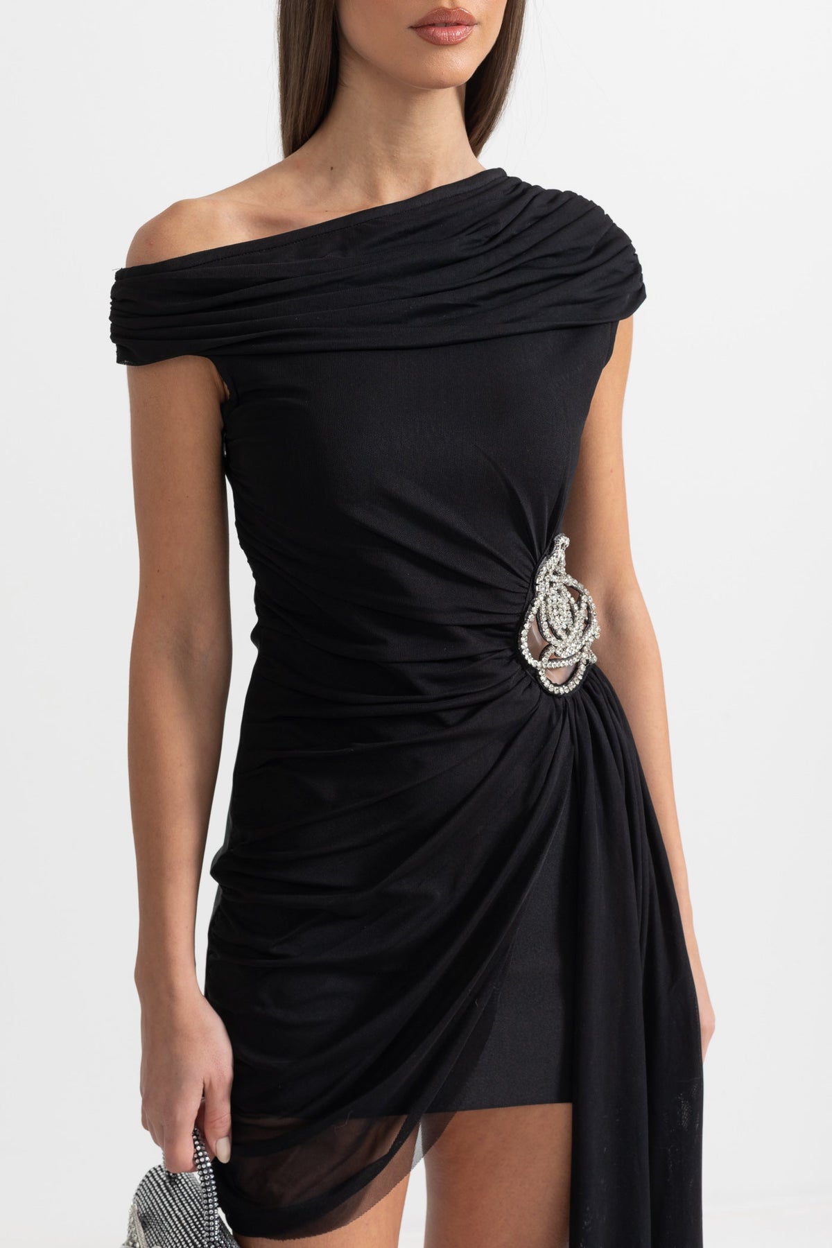 One Shoulder Ruched Draped Rhinestone Floral Brooch Mini Dress - View 2