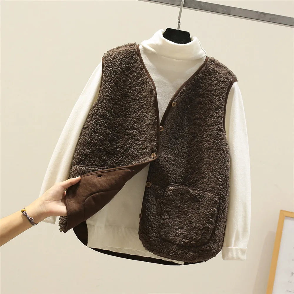 Sherpa Fleece V-Neck Button Front Pocket Vest 9