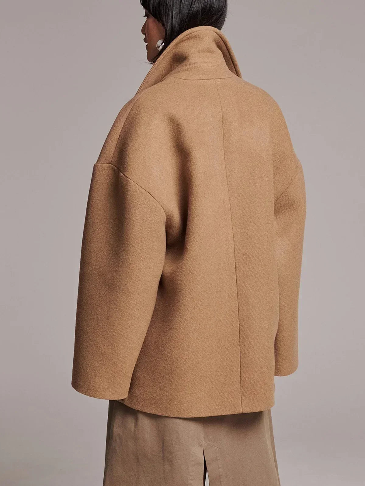 Black Lapel Slim Single-Breasted Overcoat