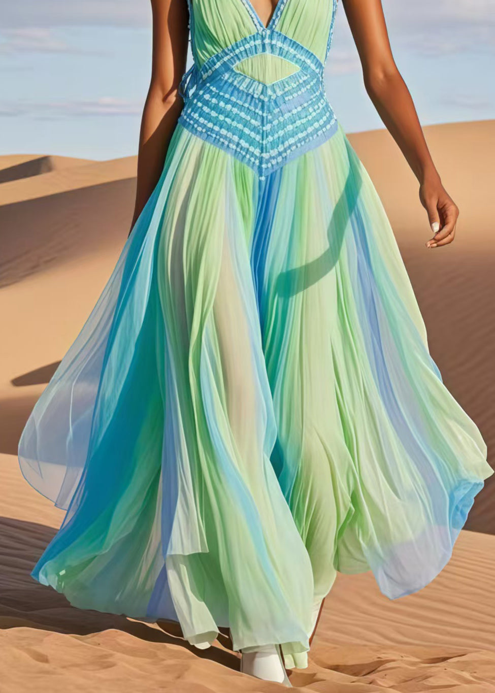 Deep V-Neck Spaghetti Strap Crochet Panel Accordion Maxi Dress - View 4