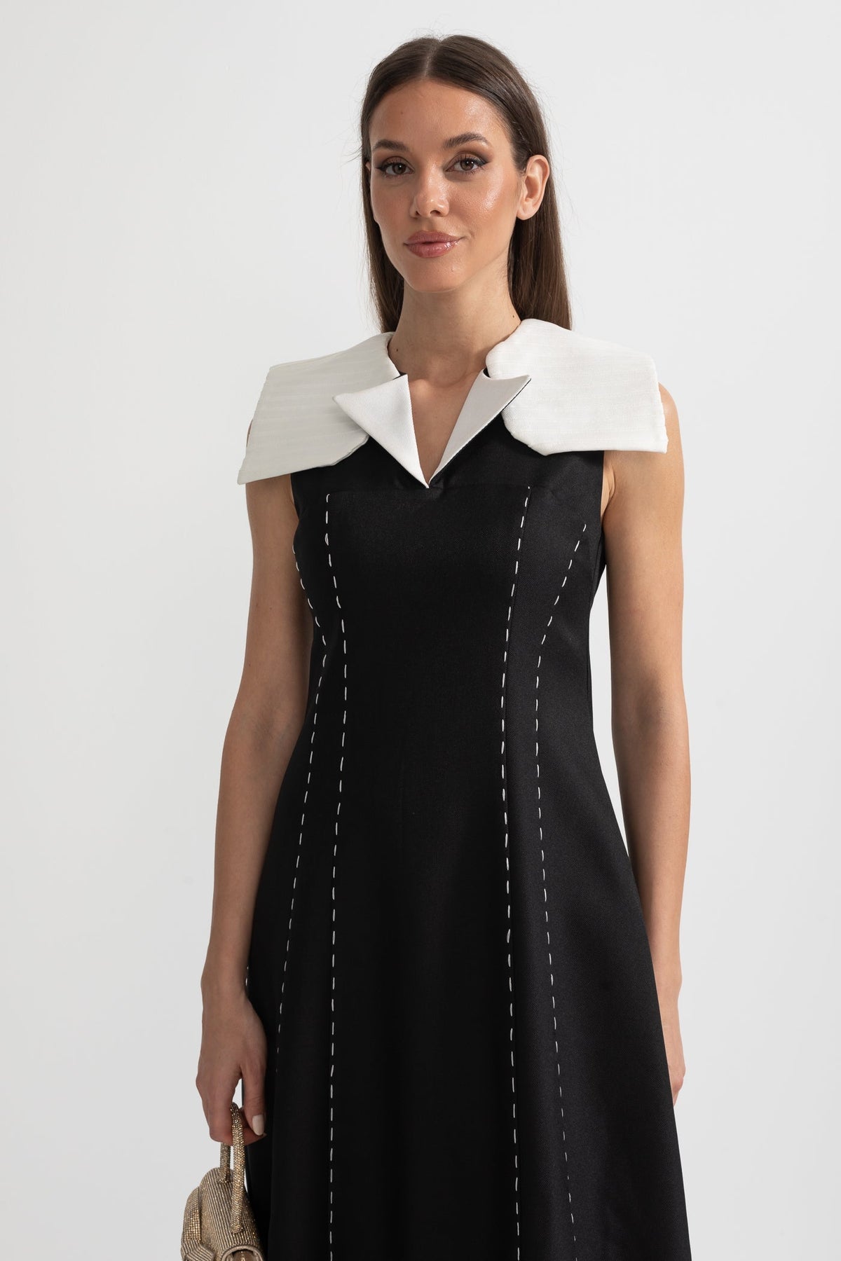 Oversized Collar Contrast Stitch Panel Sleeveless Midi Dress - View 8