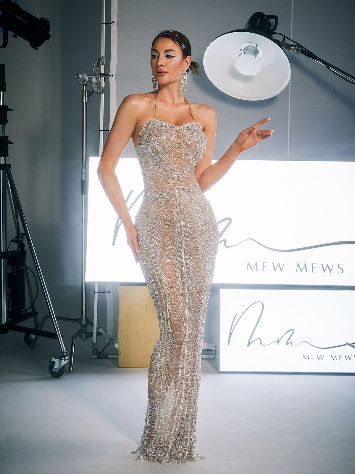Crystal Beaded Chain Halter Neck Sweetheart Mesh Bodycon Maxi Gown