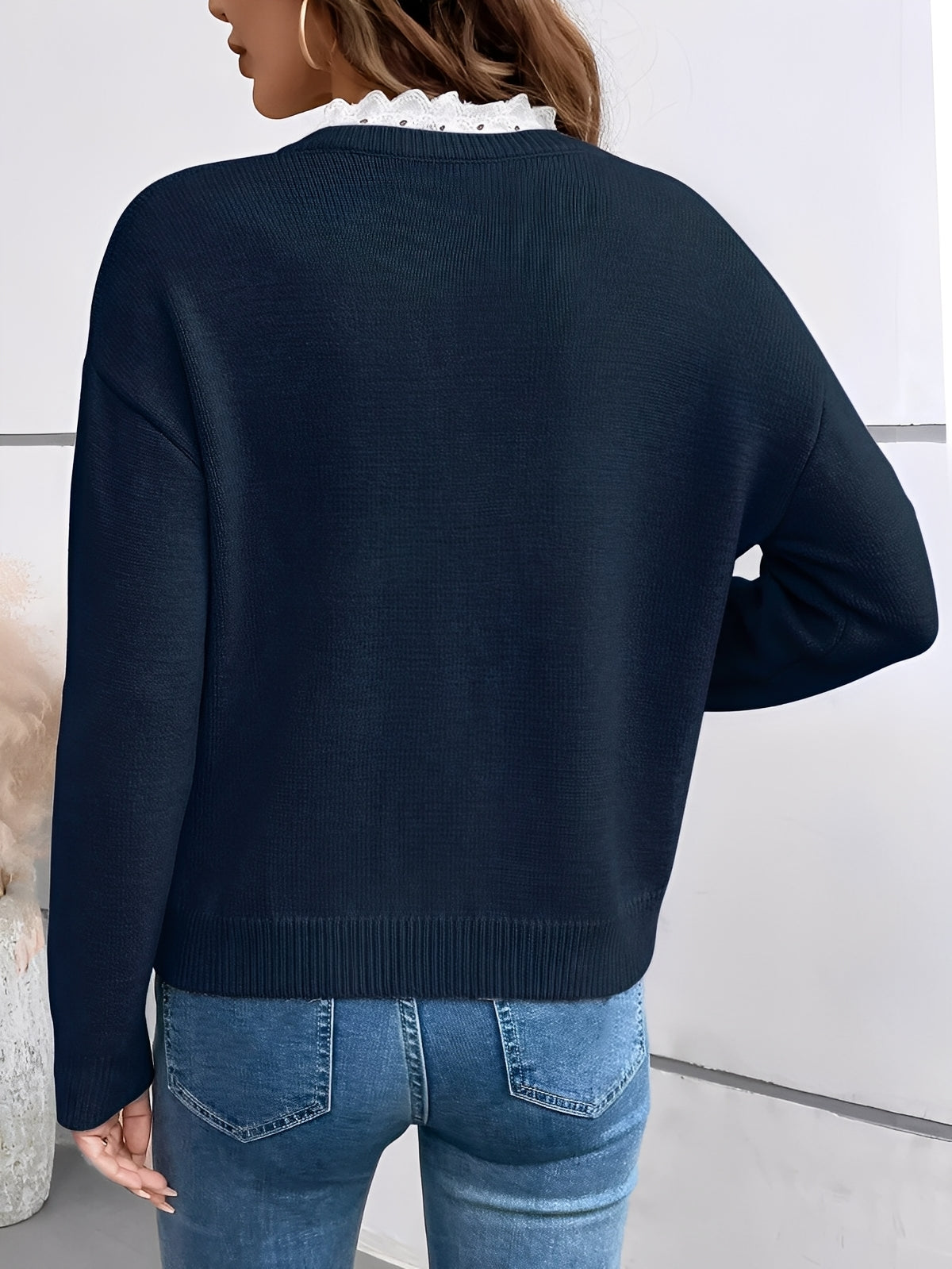 Lace Trim Split V-Neck Long Sleeve Sweater 3