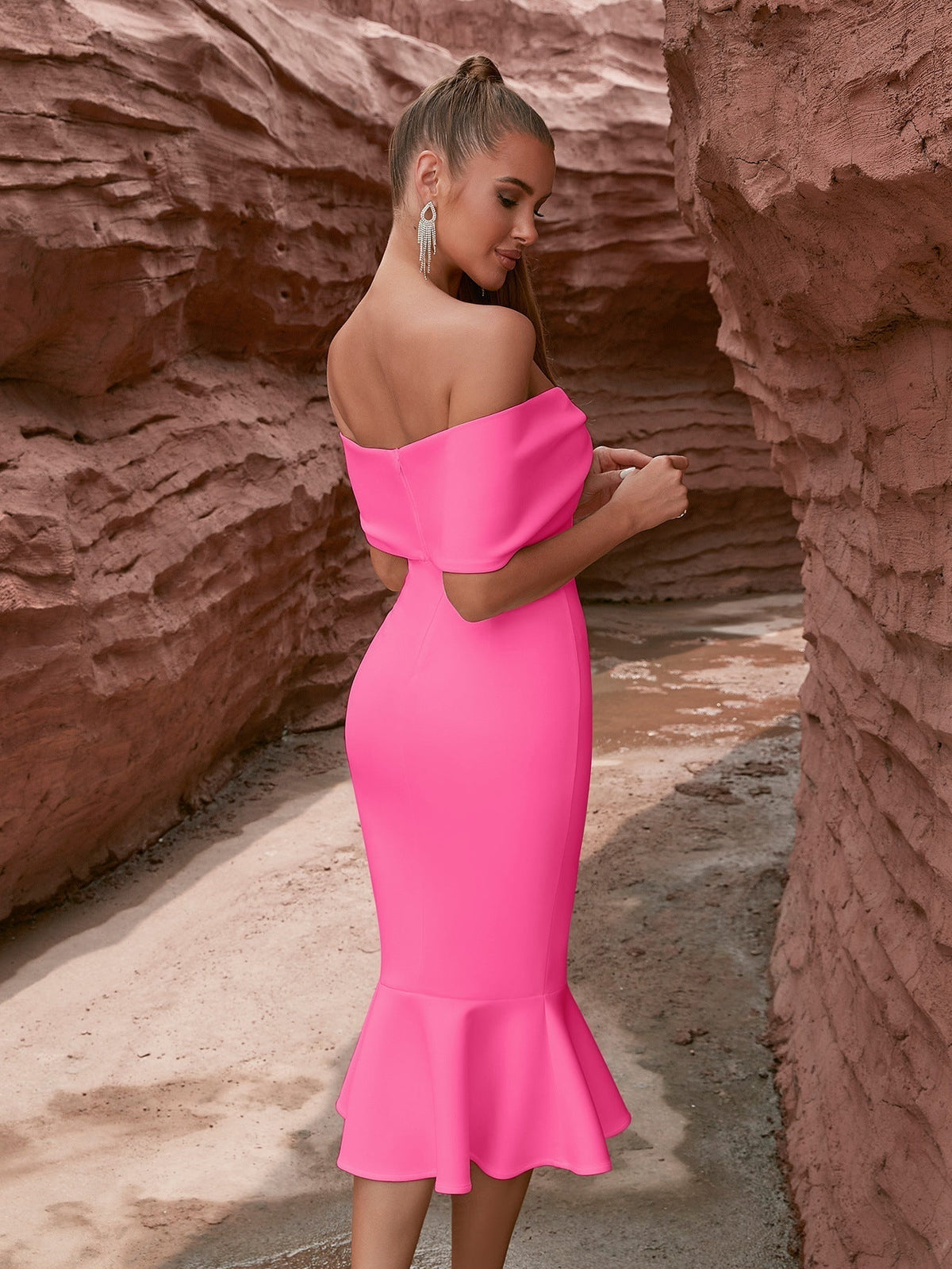 Off Shoulder Bow Front Fishtail Bodycon Midi Dress - View 4