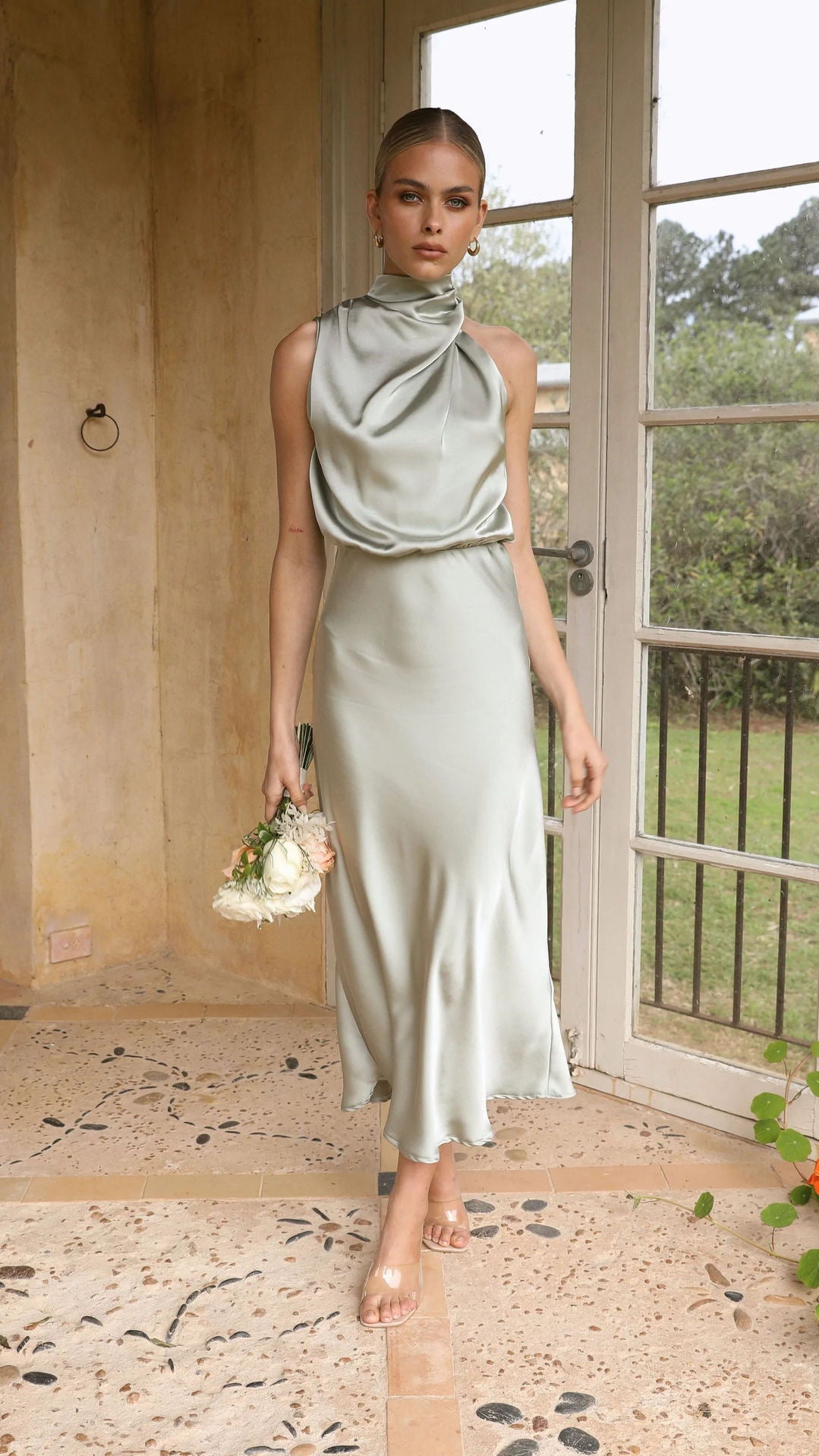 Mature Elegant Sleeveless Halter Solid Color Satin Dress - View 4