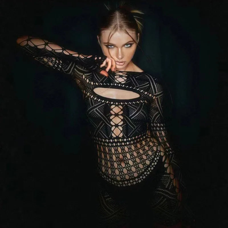 Deep V Lace Tight Hollow Party Mini Dress - View 3