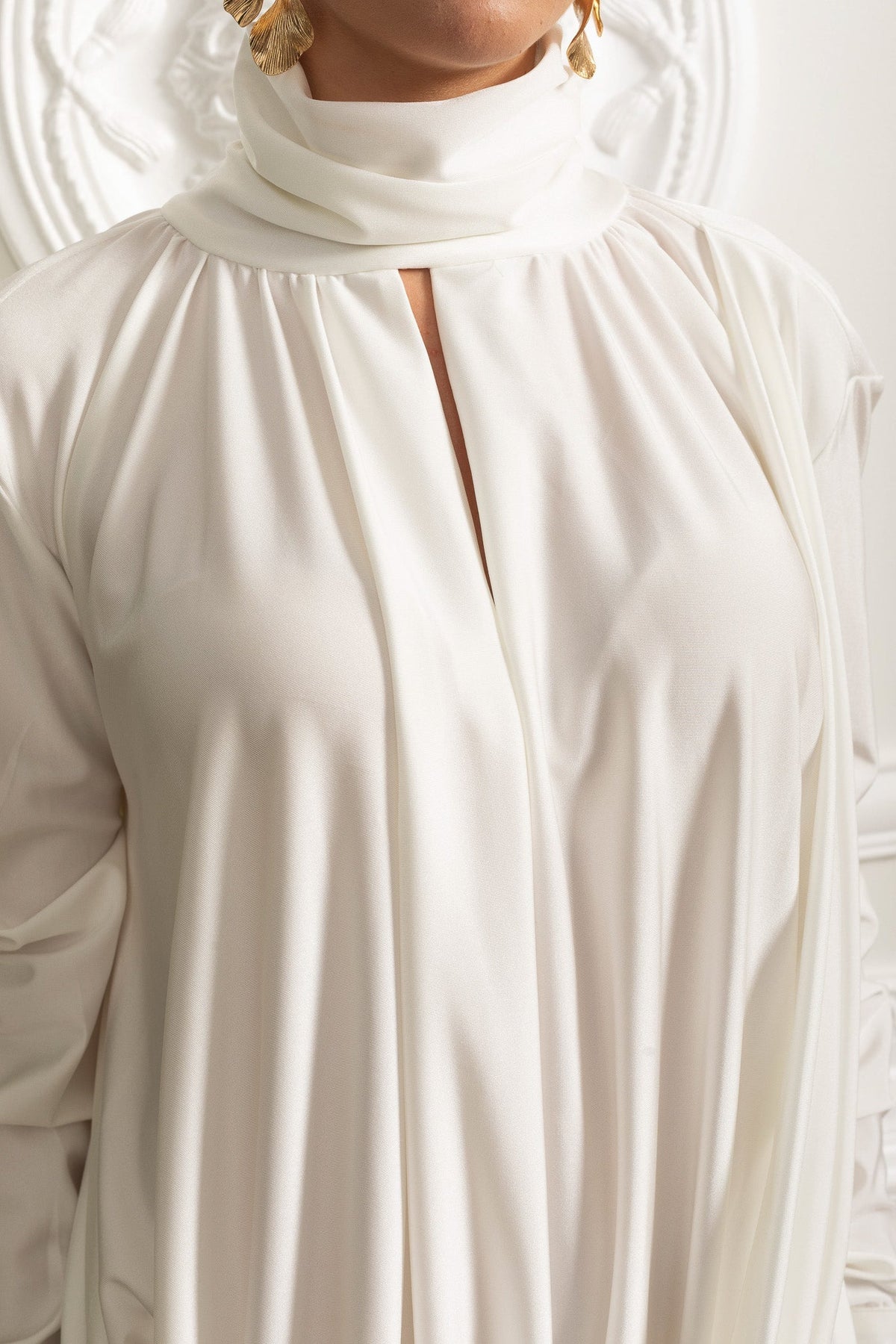 Turtleneck Keyhole Cut Out Long Sleeve Draped Bubble Mini Dress - View 7