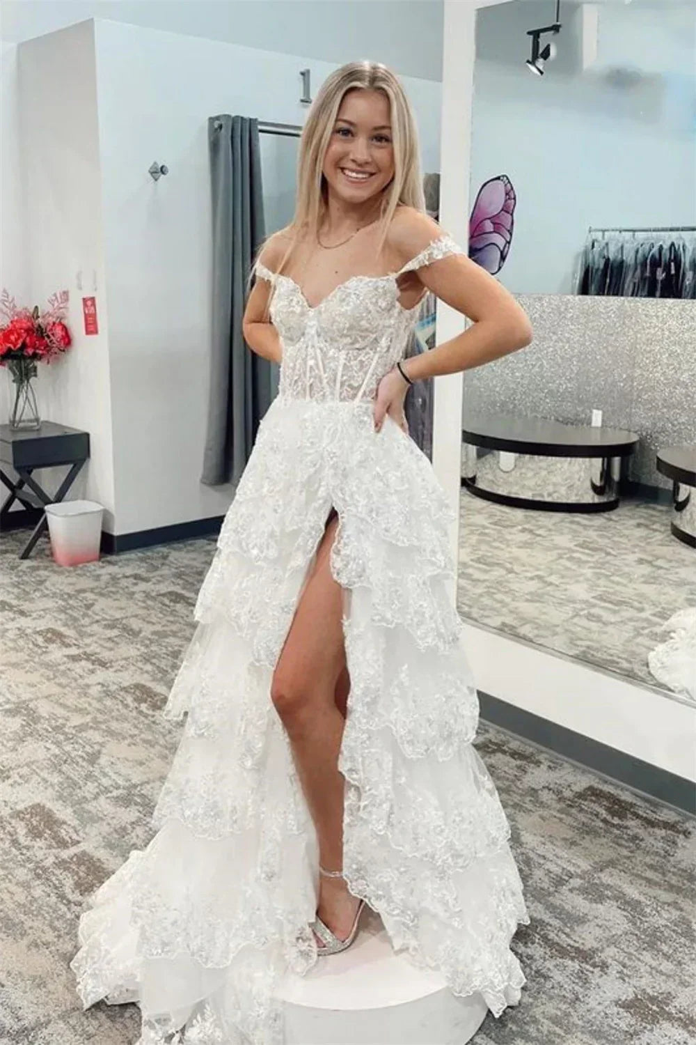 Sequin Lace Sweetheart Corset Tiered High Split Prom Gown - View 2