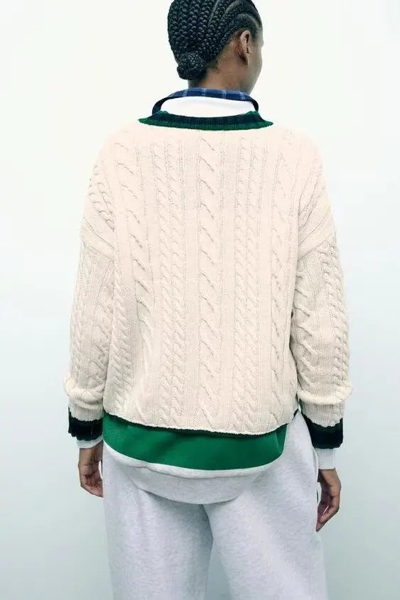 Fashion Eight Leg V-neck Cardigan