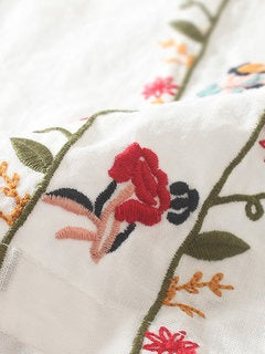 Floral Embroidery Round Neck Short Sleeve Linen Top 2
