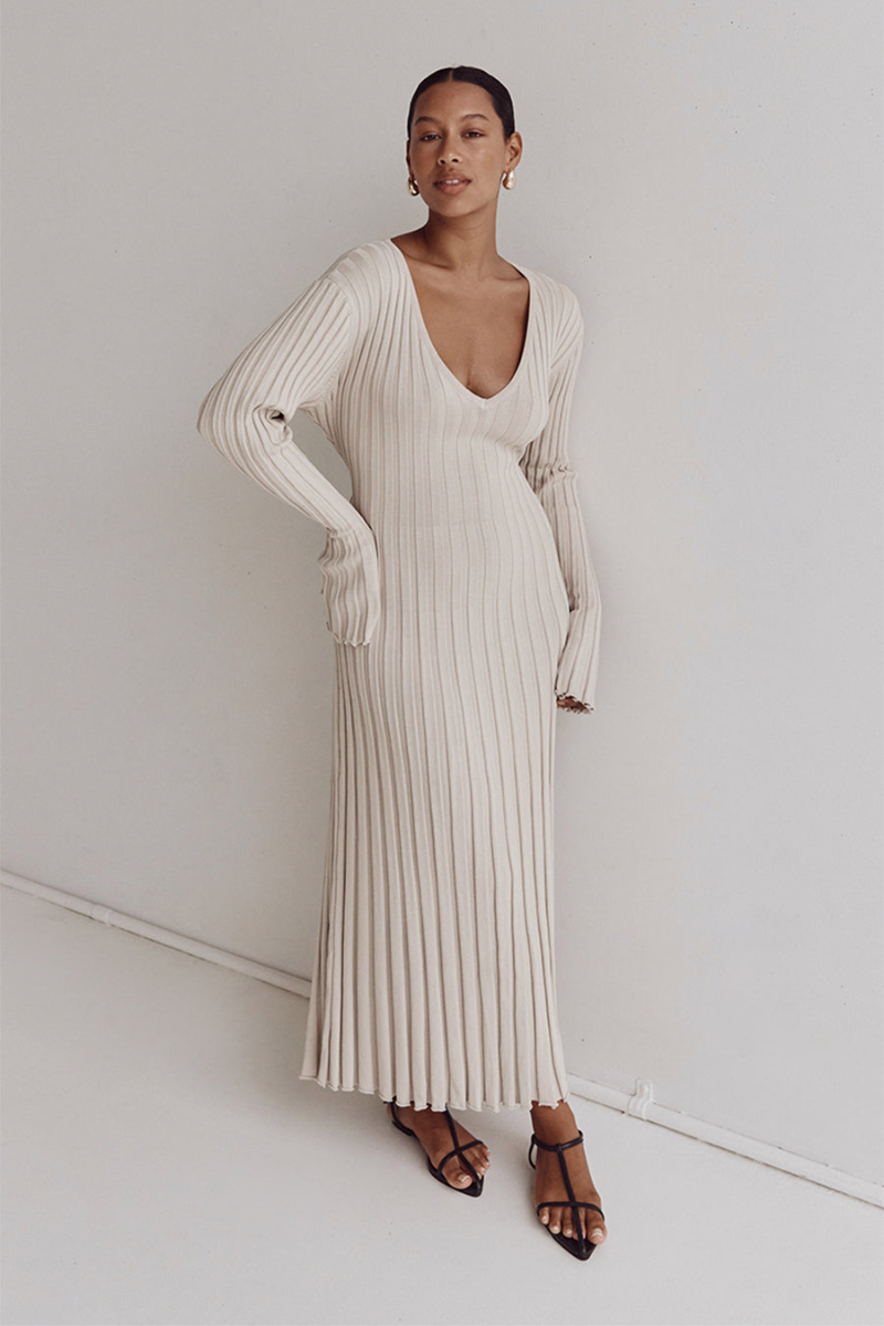 Rib Knit V-Neck Lettuce Hem Long Sleeve Bodycon Maxi Dress - View 15