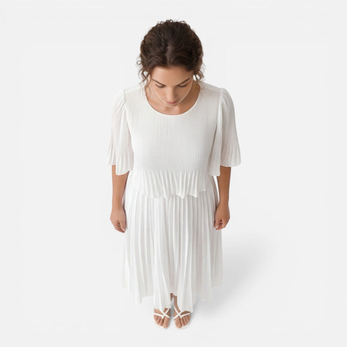 Round Neck Flutter Sleeve Pleated Chiffon Maxi Dress 4