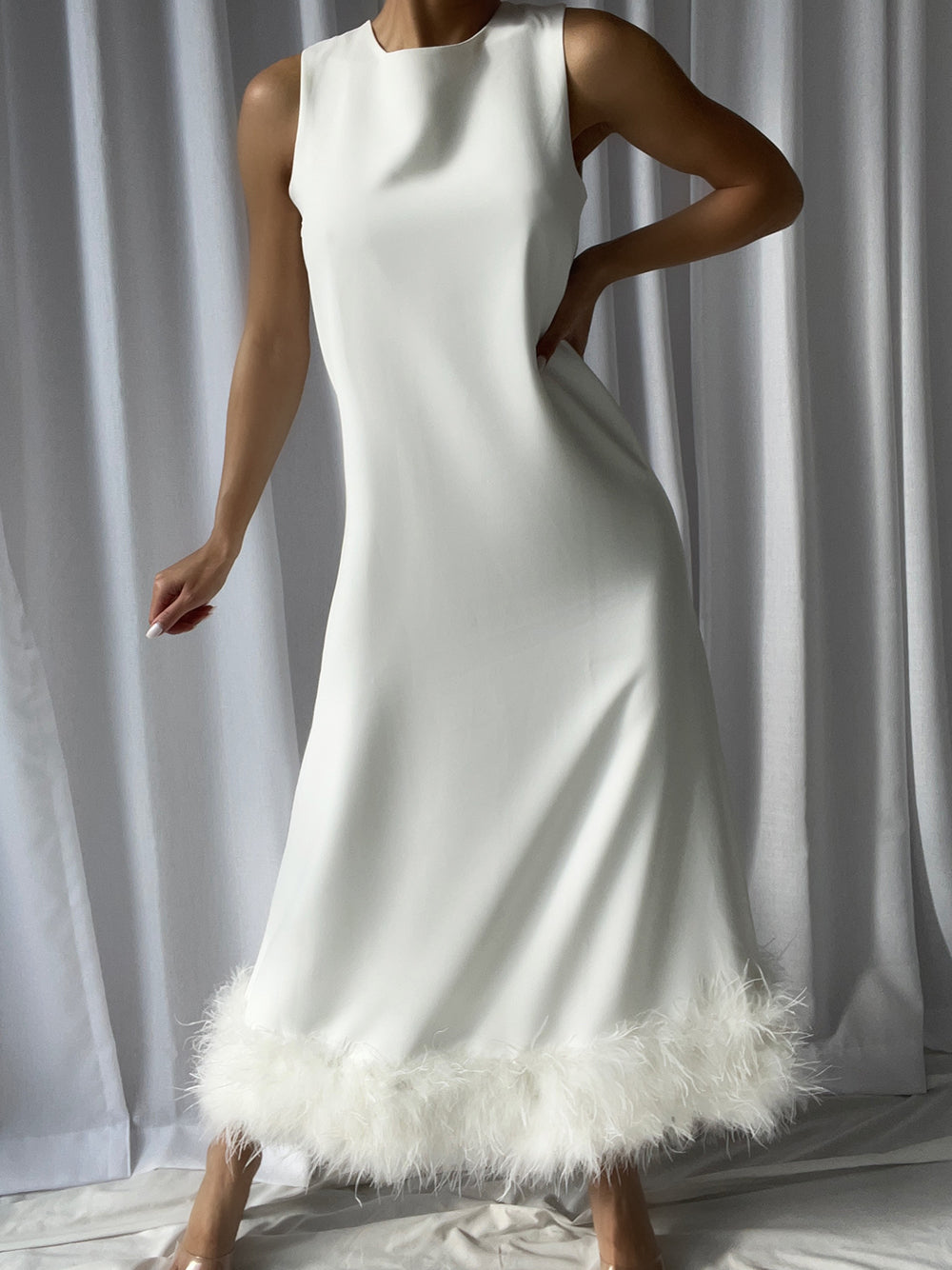 Sleeveless Crew Neck Feather Trim Midi Dress - View 3