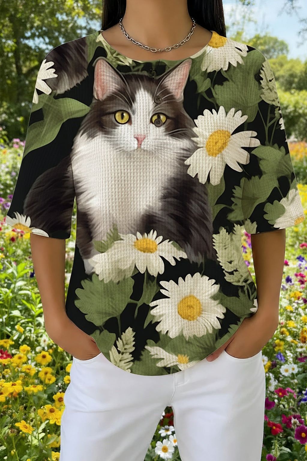 Cat and Daisy Floral Print Round Neck Half Sleeve Top