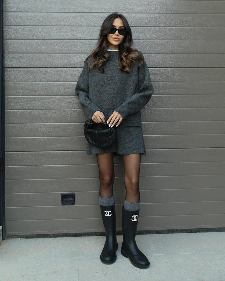 Crew Neck Oversized Knit Sweater and Mini Skirt Two Piece Set 18