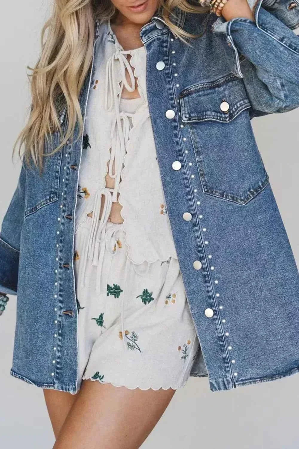 Rivet Embellished Western Style Regular Fit Long Sleeve