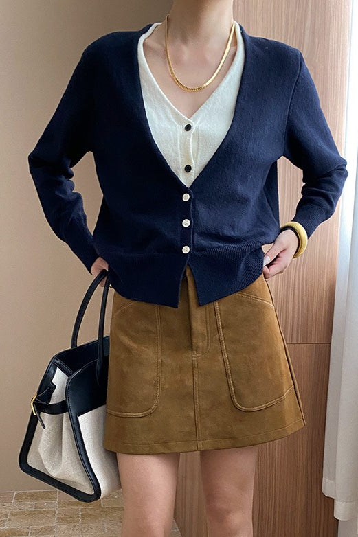 Two-Tone V-Neck Cardigan Navy blue / One Size