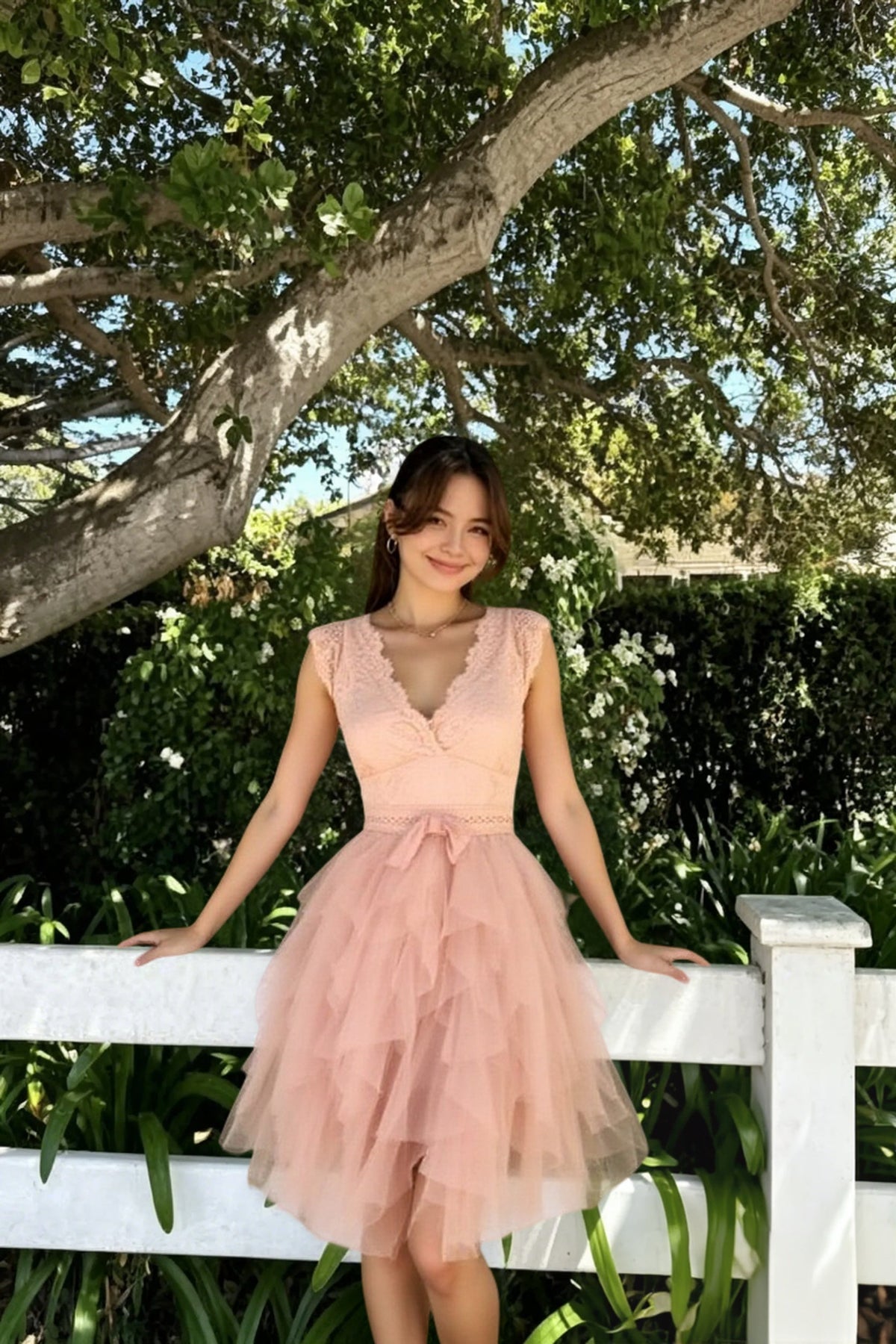 Lace V-Neck Bow Tulle Fit and Flare Mini Party Dress - View 3