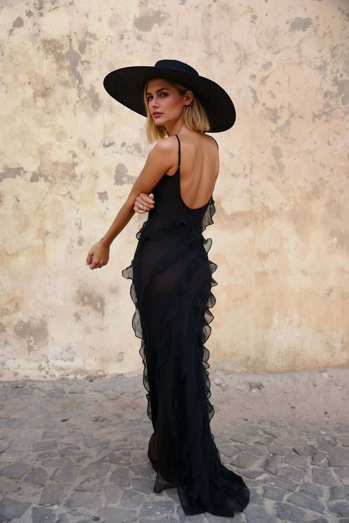 Backless Slit Fitted Spaghetti Strap Chiffon Ruffled Party Dress