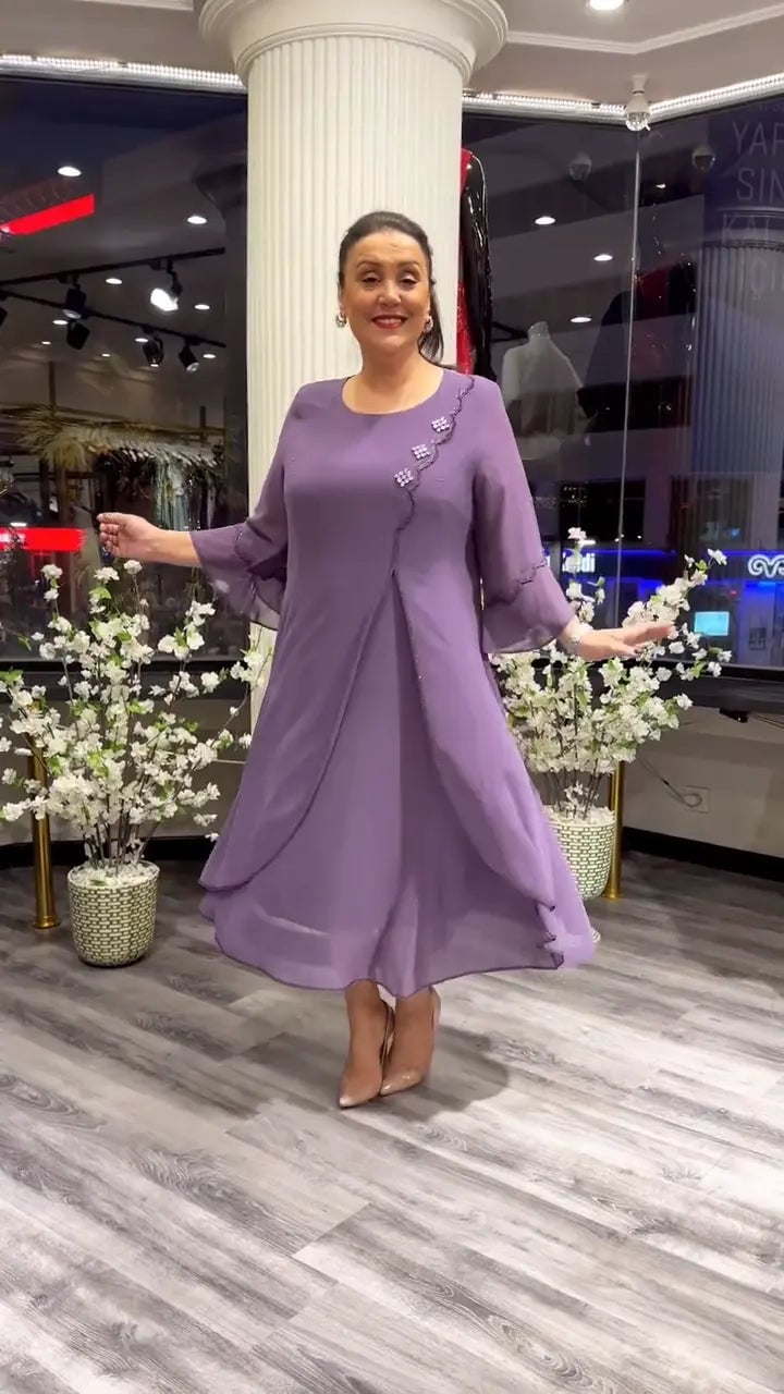 Chiffon Floral Applique Bell Sleeve A-Line Midi Dress - View 13
