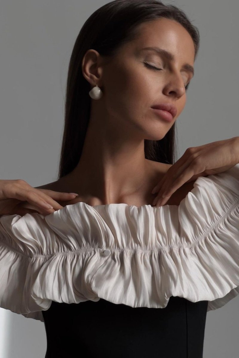 Off Shoulder Pleated Ruffle Neck Column Maxi Cocktail Dress - View 4