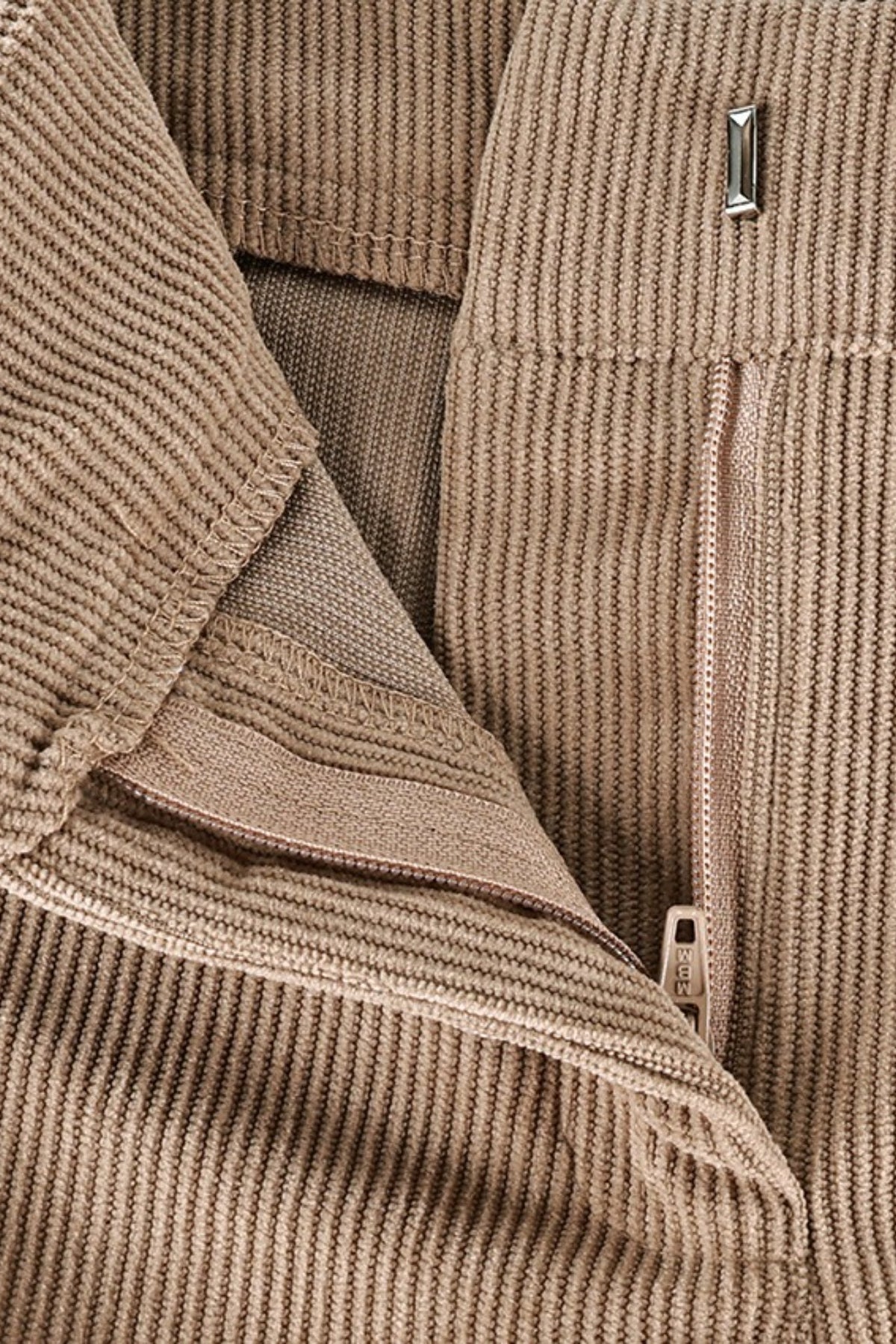 Corduroy Low Rise Chic Tailored Shorts